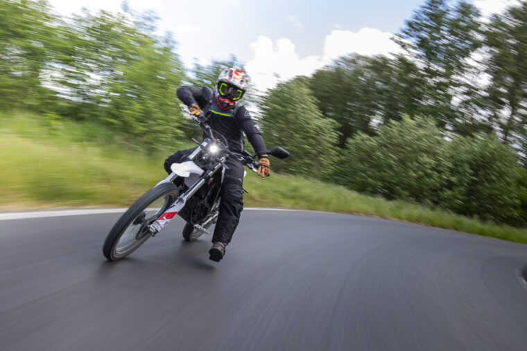 Zero-X-Line-XE-2025-Prueba-77