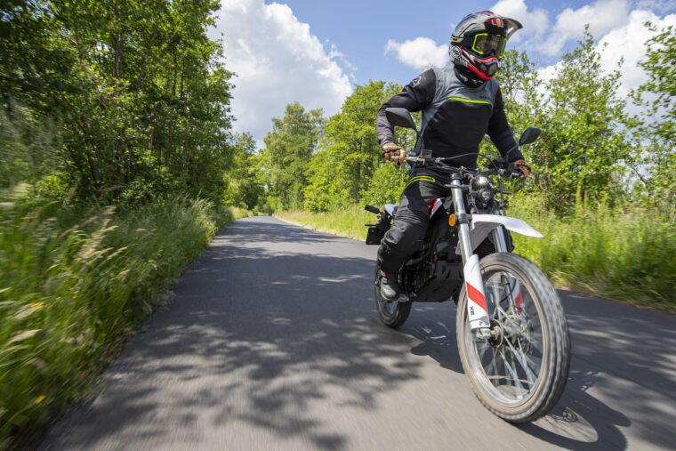 Zero-X-Line-XE-2025-Prueba-81