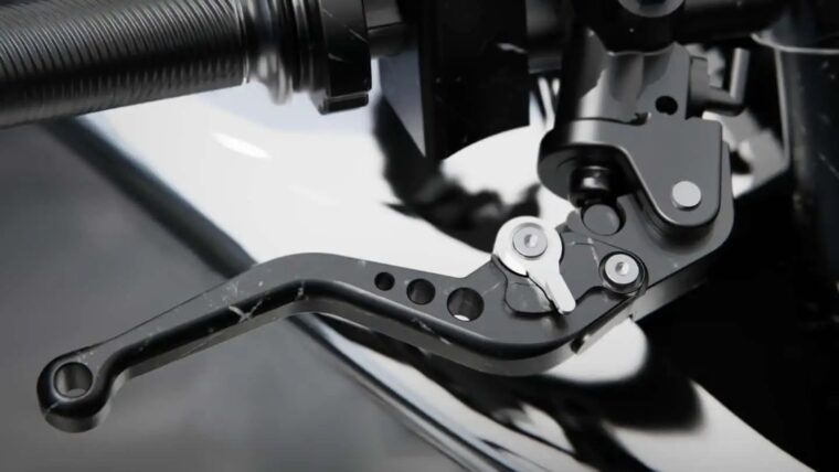 Ducati-Monster-Bandit9-3