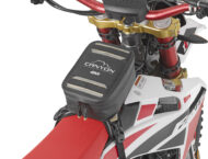 GIVI Canyon. Nuevas maletas blandas de moto para aventuras on y off-road 12 bolsa sobre deposito GIVI GRT729 3