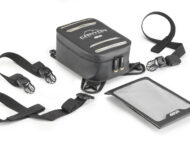 GIVI Canyon. Nuevas maletas blandas de moto para aventuras on y off-road 10 bolsa sobre deposito GIVI GRT729 4