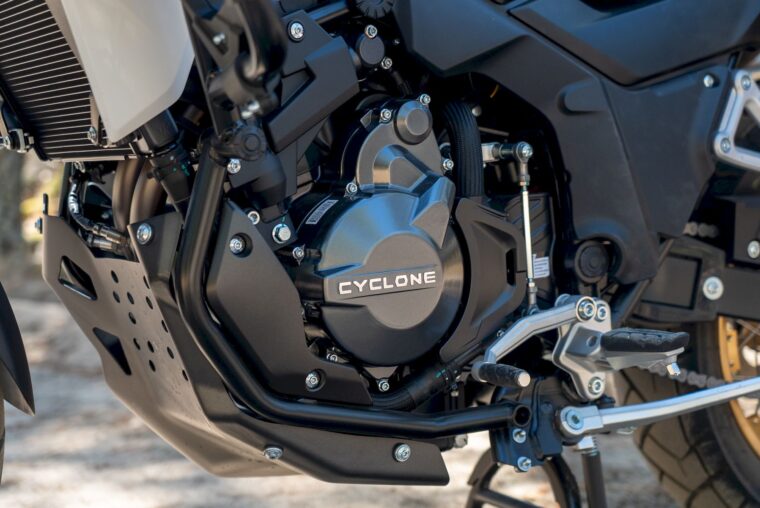 cyclone-600rx-2025-20