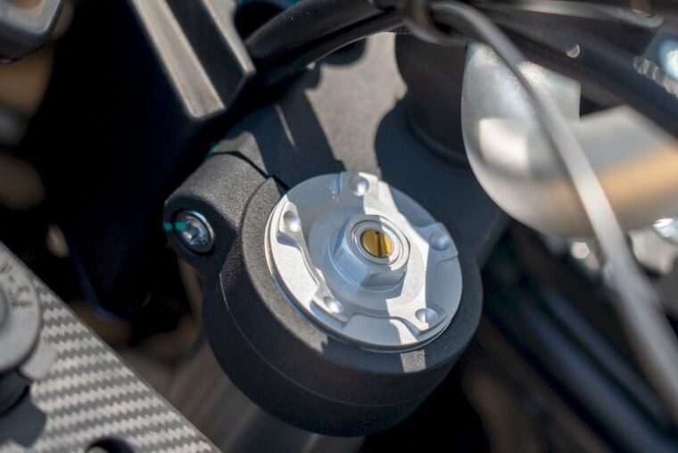 cyclone-600rx-2025-24