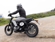 BSA Scrambler 650 2025 accion7