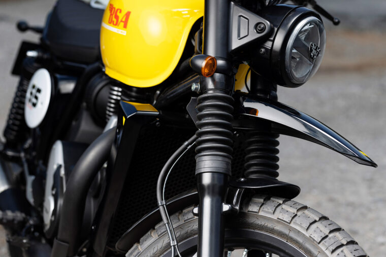 BSA-Scrambler-650-2025-detalles1