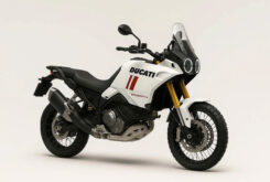 Ducati DesertX V2 2026 IA 2