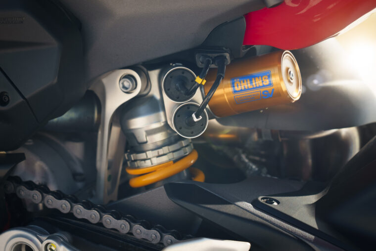 Ducati-Panigale-V4-S-2025-precio-detalles-11