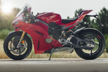 Ducati Panigale V4 S 2025 precio detalles 14