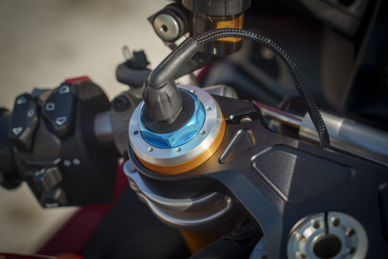 Ducati-Panigale-V4-S-2025-precio-detalles-9