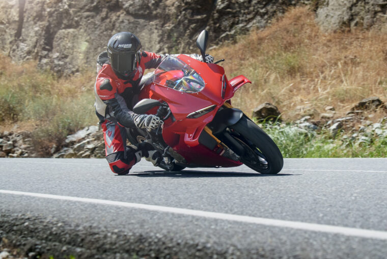 Ducati-Panigale-V4-S-2025-prueba-opinion-4