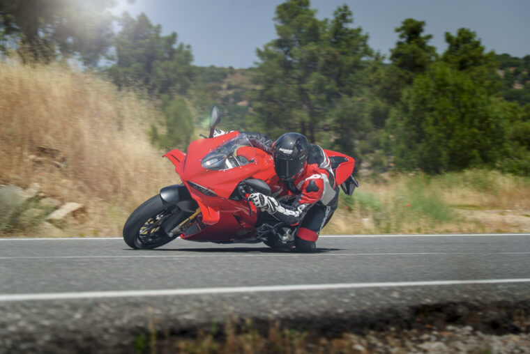 Ducati-Panigale-V4-S-2025-prueba-opinion-7