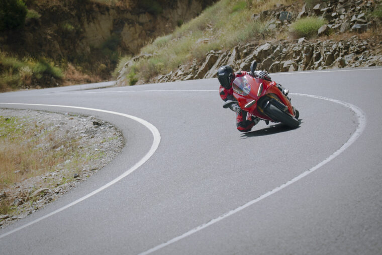 Ducati-Panigale-V4-S-2025-prueba-opinion-8