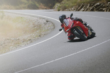 Ducati Panigale V4 S 2025 prueba opinion 9