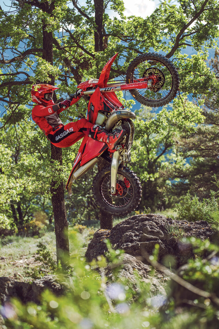 GASGAS-EC-300-2026-accion11