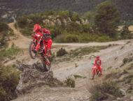 GASGAS EC 300 2026 accion12