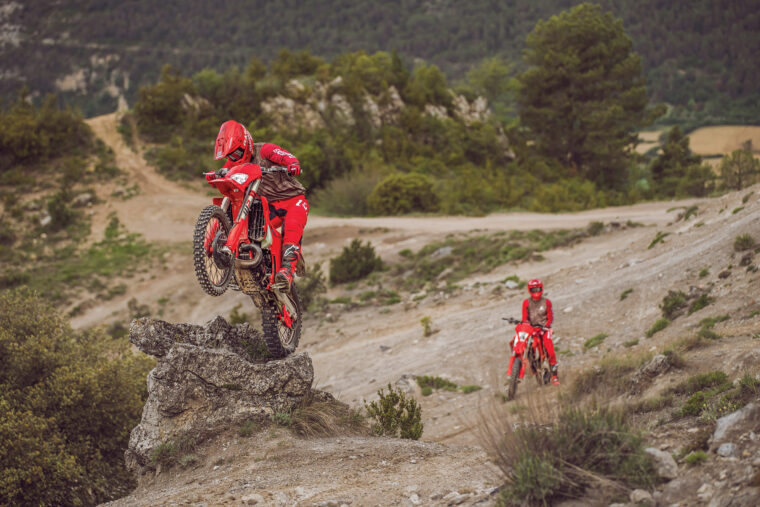 GASGAS-EC-300-2026-accion12