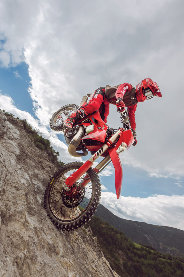 GASGAS-EC-300-2026-accion3