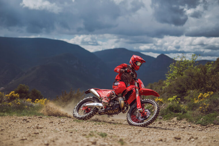 GASGAS EC 300 2026 accion4