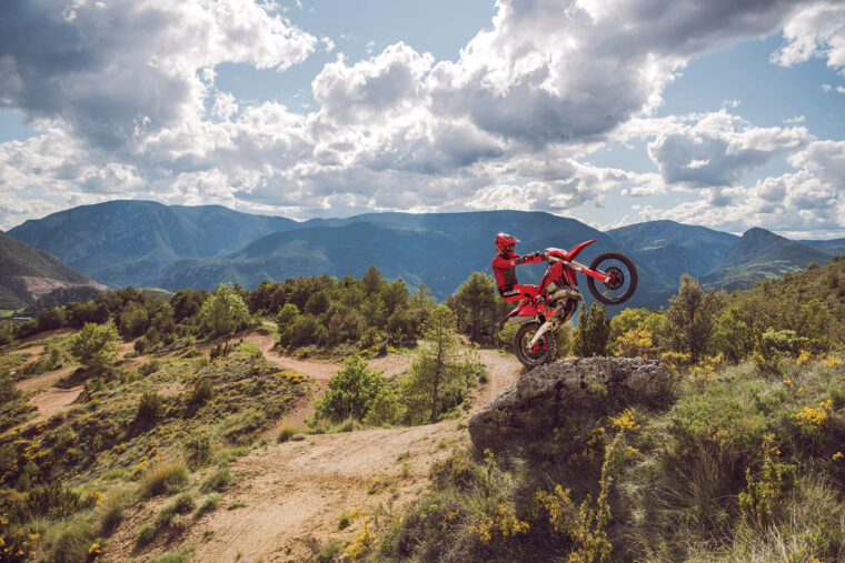 GASGAS-EC-300-2026-accion6