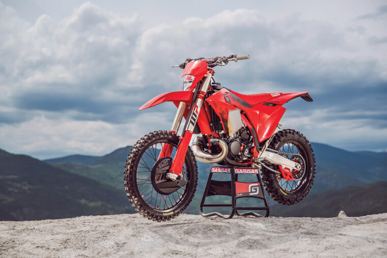 GASGAS-EC-300-2026-estaticas1