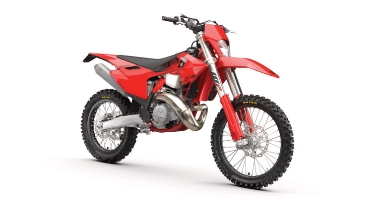 GASGAS EC 300 2026 estudio5