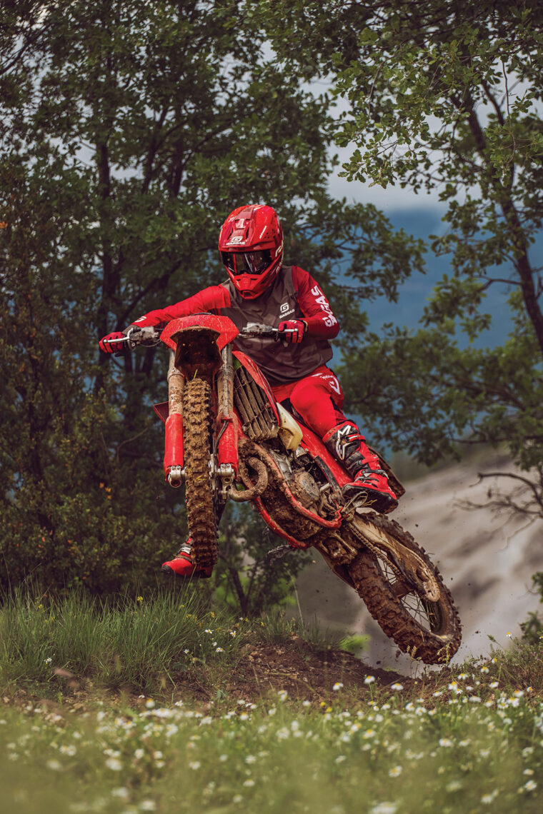 GASGAS-EC-350F-2026-accion4