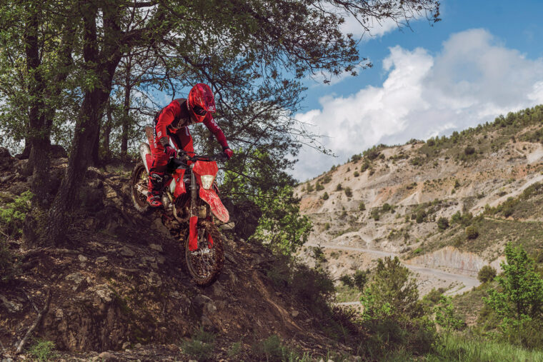 GASGAS-EC-500F-2026-accion9