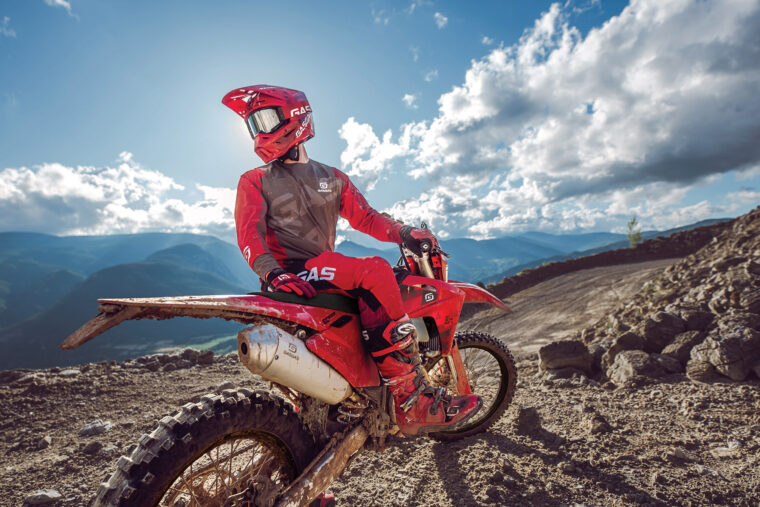 GASGAS-EC-500F-2026-estaticas6