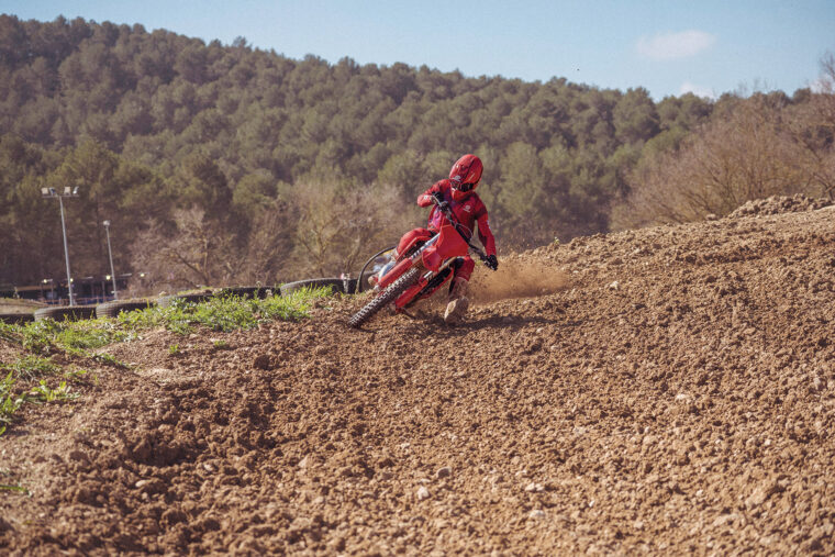 GASGAS-MC-125-2026-accion21