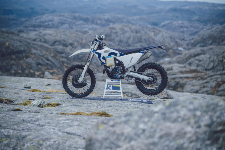 Husqvarna-FE-350-2026-estatica