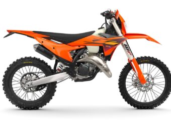 KTM 125 XC W 2026 estudio1