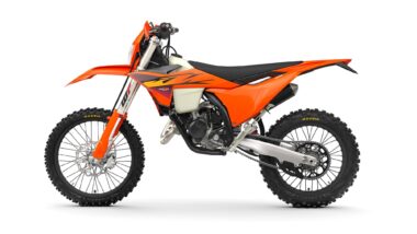 KTM 125 XC-W 2026 1 KTM 125 XC W 2026 estudio2
