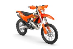 KTM 250 XC-W 2026 4 KTM 250 XC W 2026 estudio1