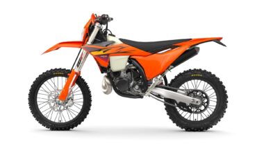 KTM 250 XC-W 2026 1 KTM 250 XC W 2026 estudio2