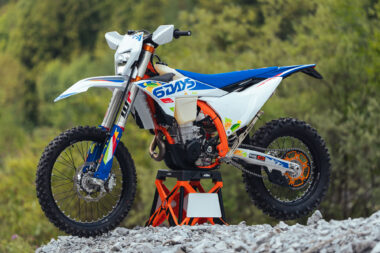 KTM 6Days de enduro. Así son las ediciones especiales 2 KTM 450 EXC F 6Days 2026 estaticas9