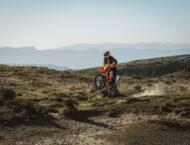 KTM 690 Enduro R 2026 accion12