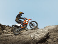 KTM 690 Enduro R 2026 accion14