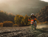 KTM 690 Enduro R 2026 accion41