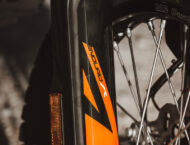 KTM 690 Enduro R 2026 detalles12