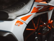 KTM 690 Enduro R 2026 detalles15