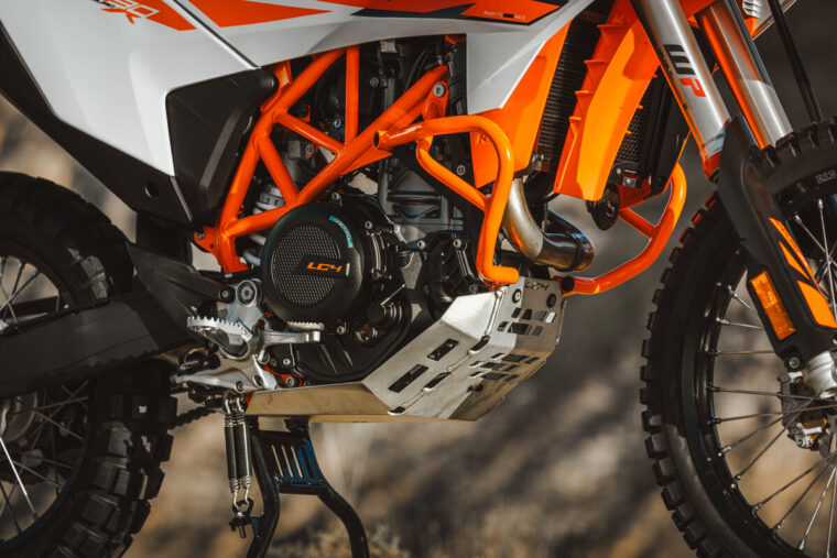 KTM-690-Enduro-R-2026-detalles27