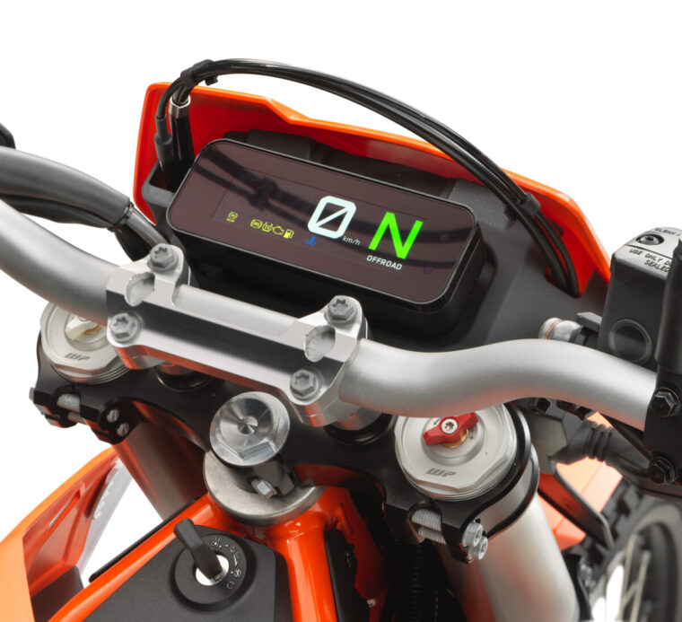 KTM-690-Enduro-R-2026-detalles3