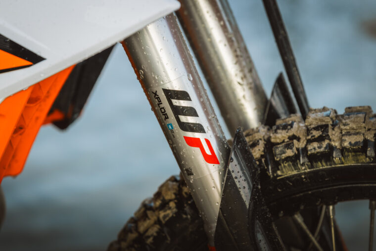 KTM-690-Enduro-R-2026-detalles5
