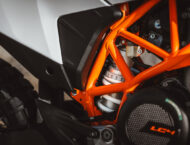 KTM 690 Enduro R 2026 detalles9