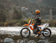 KTM 690 Enduro R 2026 estaticas26