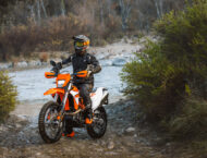 KTM 690 Enduro R 2026 estaticas3