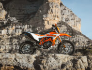 KTM 690 Enduro R 2026 estaticas38