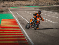KTM 690 SMC R 2026 58 KTM 690 SMC R 2026 accion20