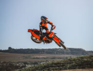 KTM 690 SMC R 2026 34 KTM 690 SMC R 2026 accion44