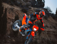 KTM 690 SMC R 2026 73 KTM 690 SMC R 2026 accion5